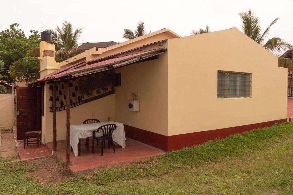 Casa Caramba - Budget Double Room