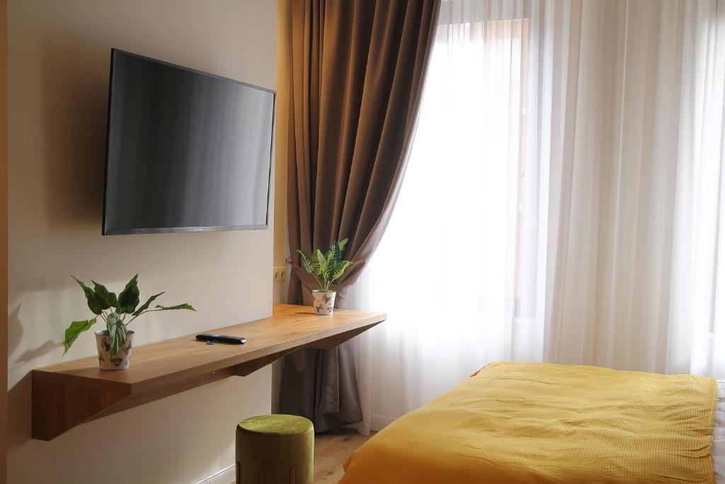 Parilament on Rustaveli 4 rooms - 