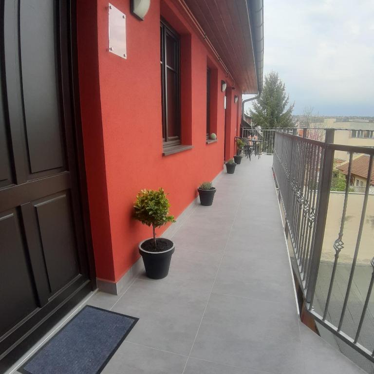 Balkón nebo terasa v ubytování Stafétaház Apartmanok