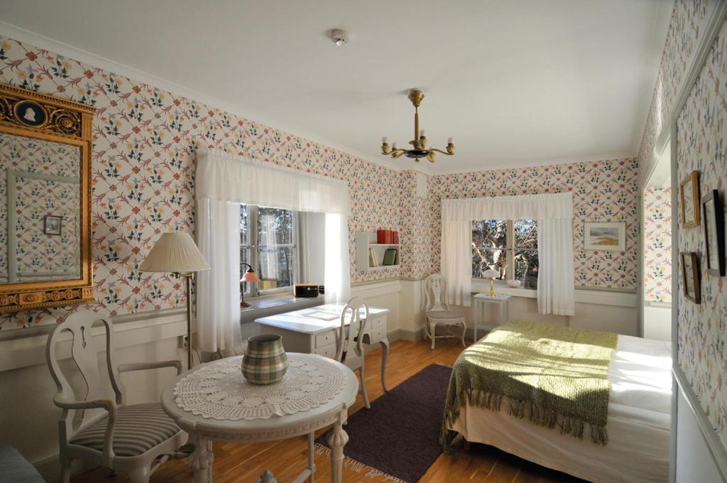 Posezení v ubytování Sigtunastiftelsen Hotell & Konferens