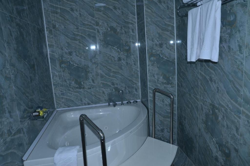 Grand Hotel Van - Suite King