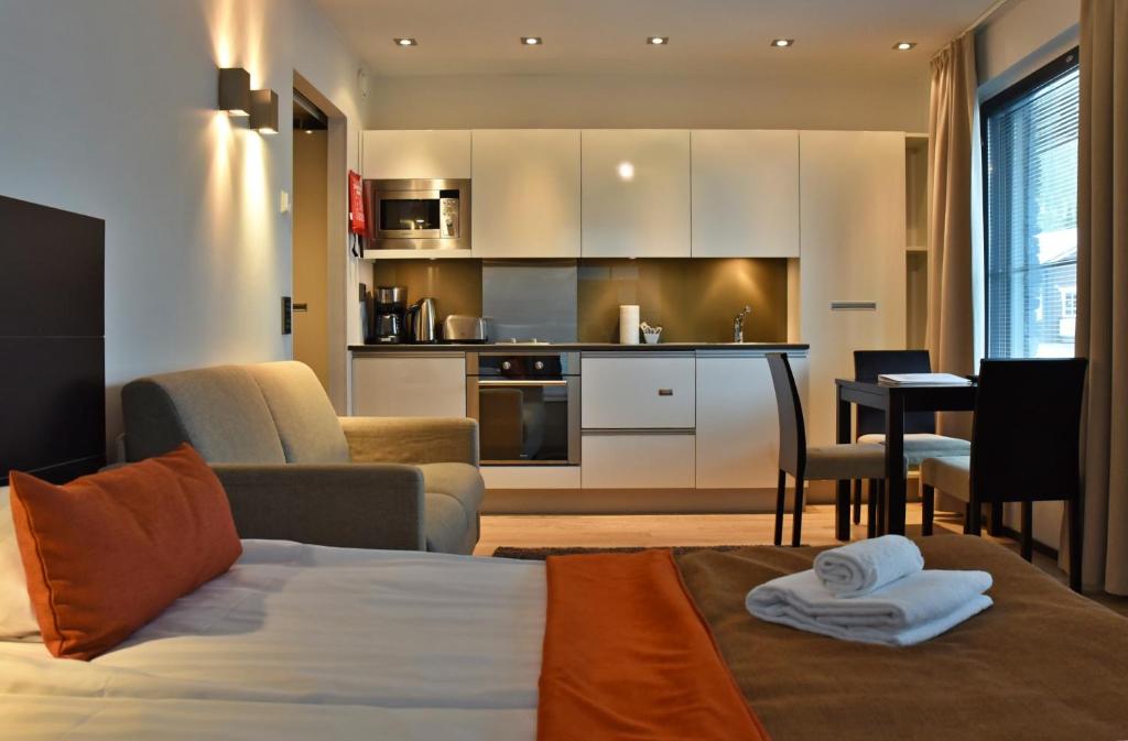 Levi Suites Levi Gold - Estudio Con Sauna (2 Adultos + 2 Niños)