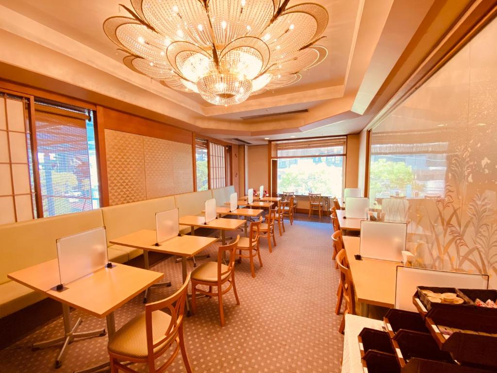 Posezení v ubytování Smile Hotel Tokyo Nishikasai