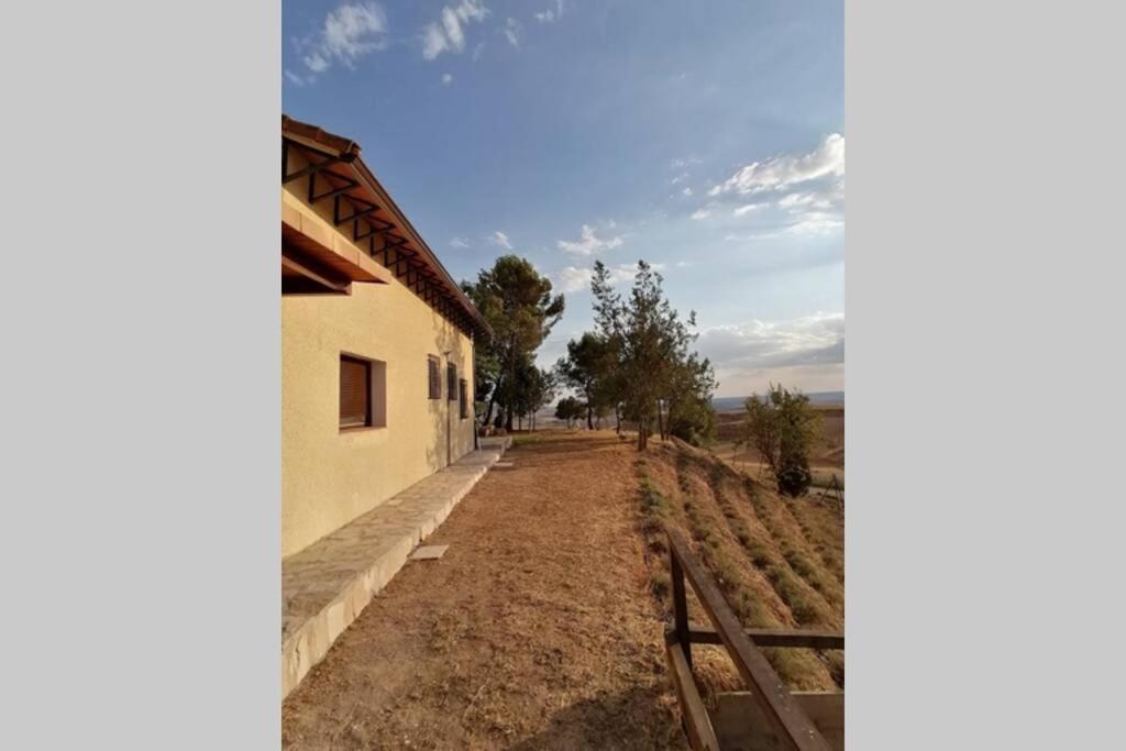 Fotografia z galérie ubytovania Puerta Laguna - Casa con parcela v destinácii Hita