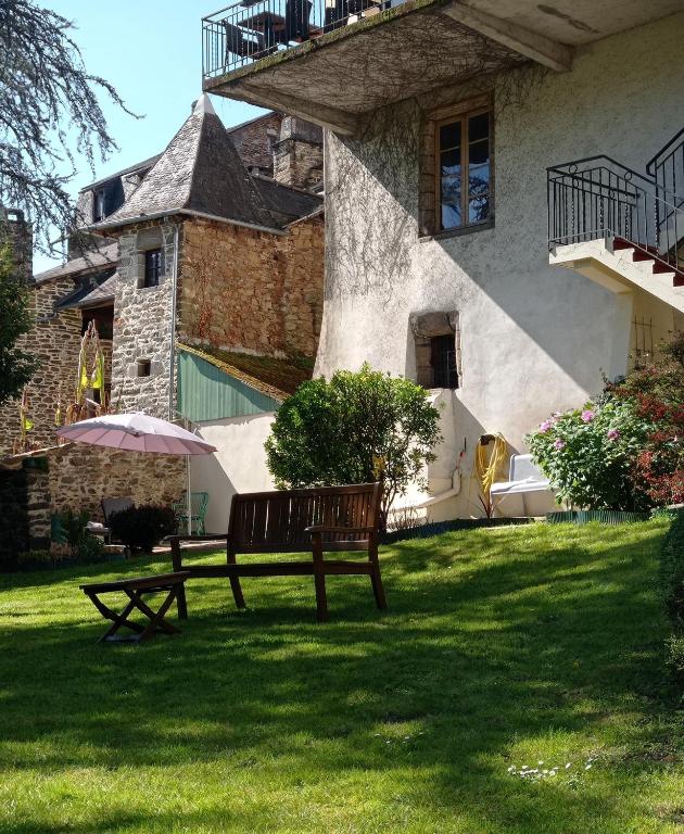 Zahrada ubytování Hôtel Ambroise