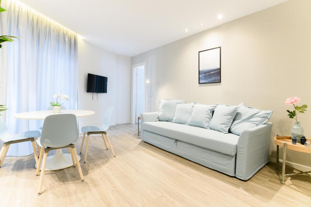 Televízia a/alebo spoločenská miestnosť v ubytovaní A15 Premium appartment up to 4ppl next to Parthenon!