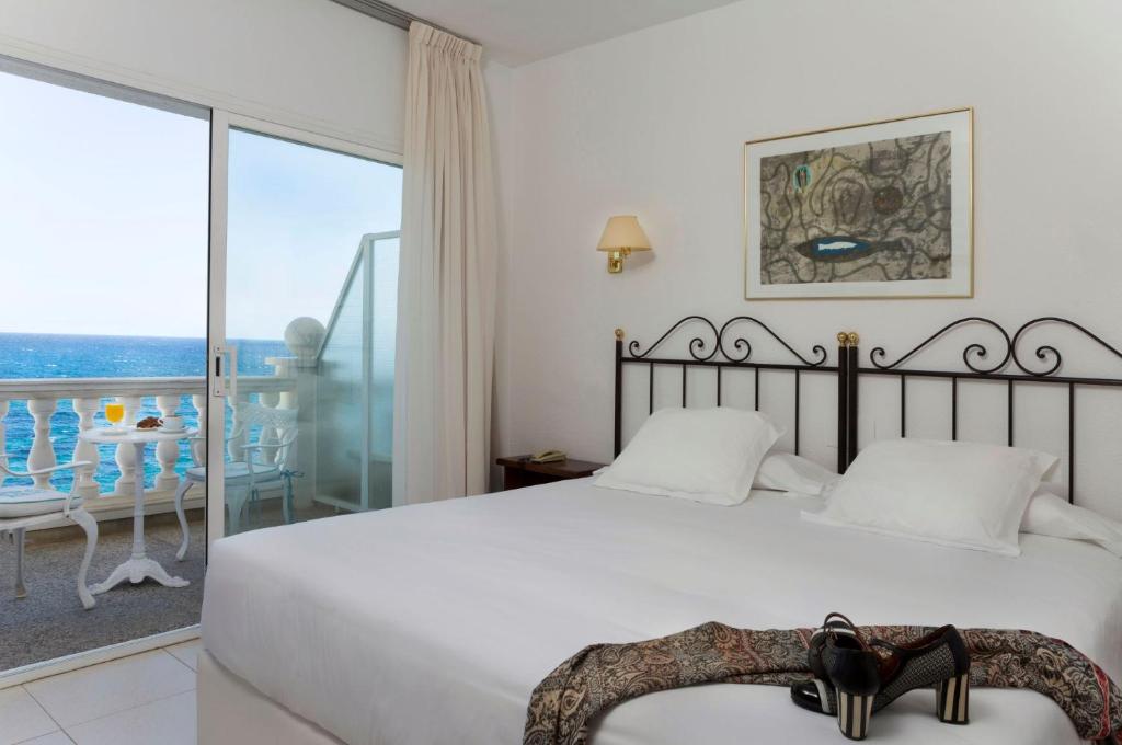 Hotel Costa Brava - Superior Double Or Twin Room With Sea View