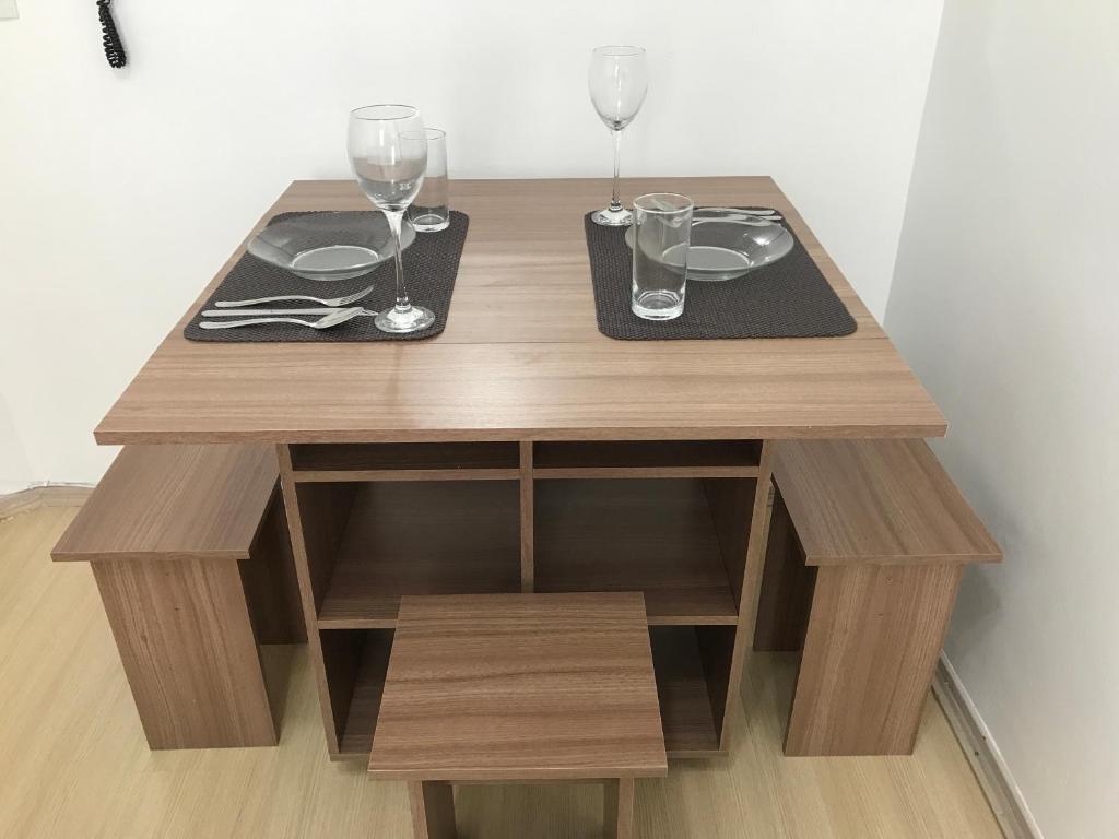  Apartamento completo - Home Office com Wifi - 12º andar - Centro Curitiba
