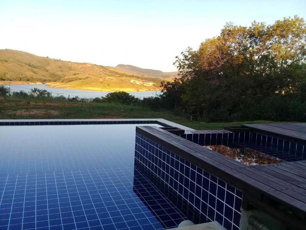  Casa de Campo com vista para o lago de Furnas em Capitólio