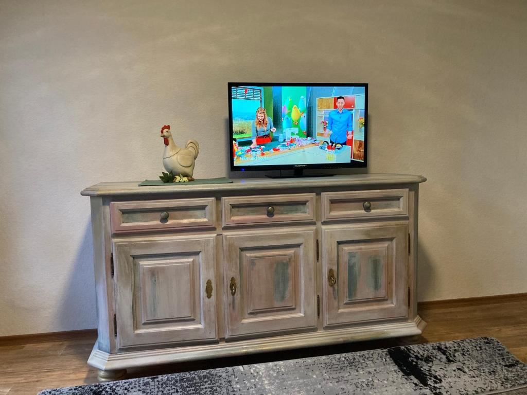 TV a/nebo společenská místnost v ubytování Antjes kleines Nest