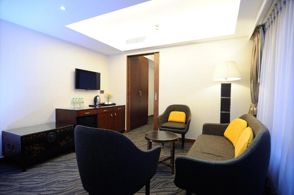 TV a/nebo společenská místnost v ubytování Brighton Hotel Hong Kong