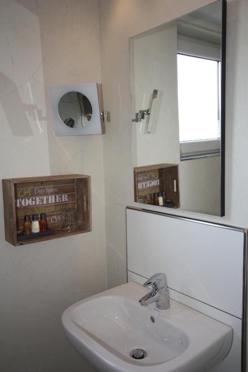 Hotel Haus Berger - Resim 7