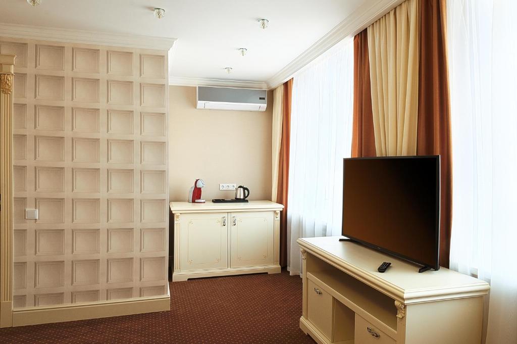 Salut Hotel - Deluxe Double Studio