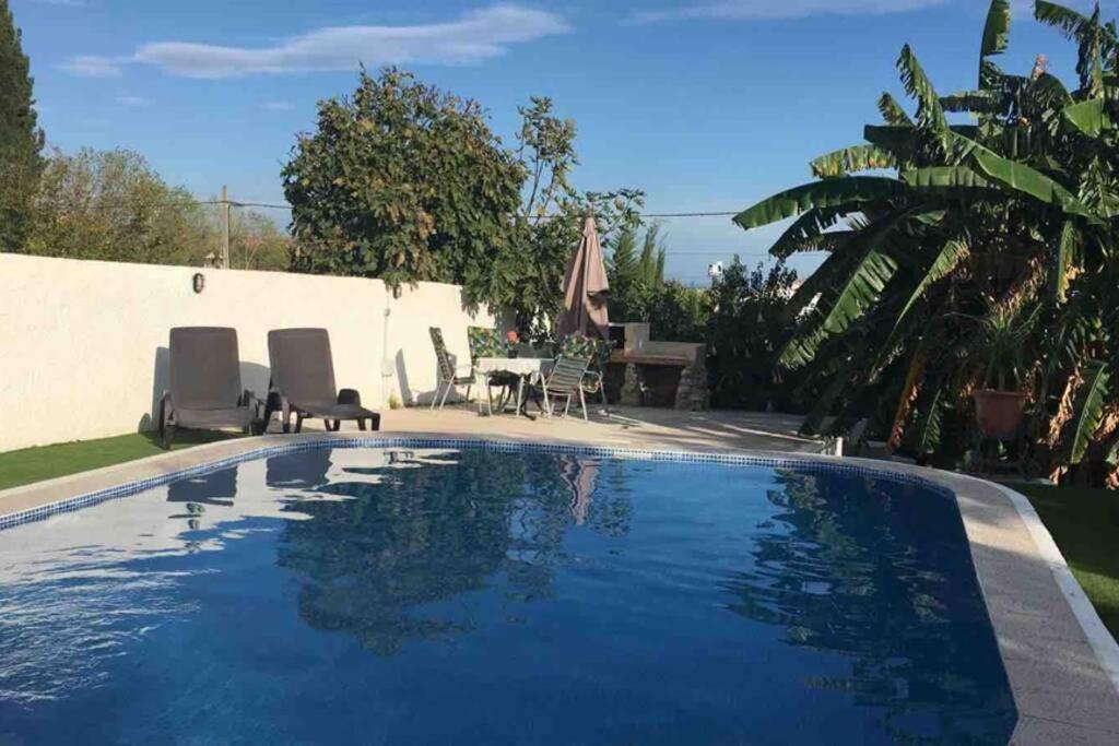 Casa Rustica 2 shared pool and garden