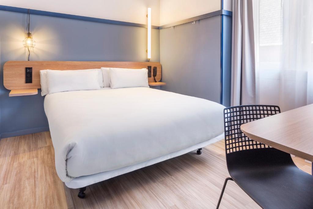 B&B HOTEL Madrid Centro Plaza Mayor - Resim 24
