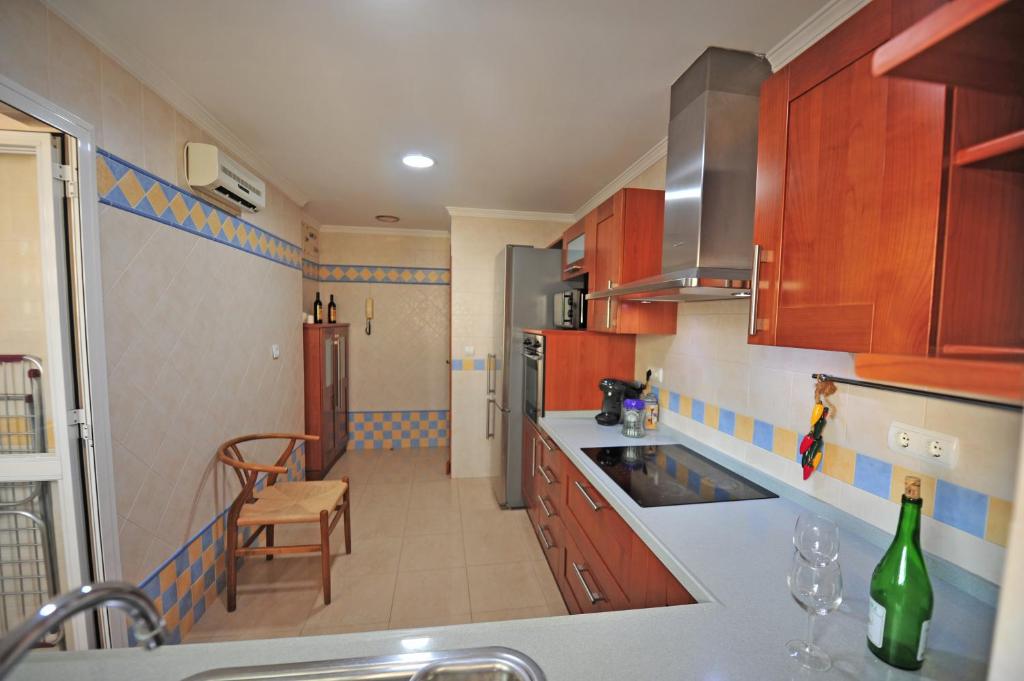 Kuchyňa alebo kuchynka v ubytovaní Avenida Paseo 3 Rooms 2 baños