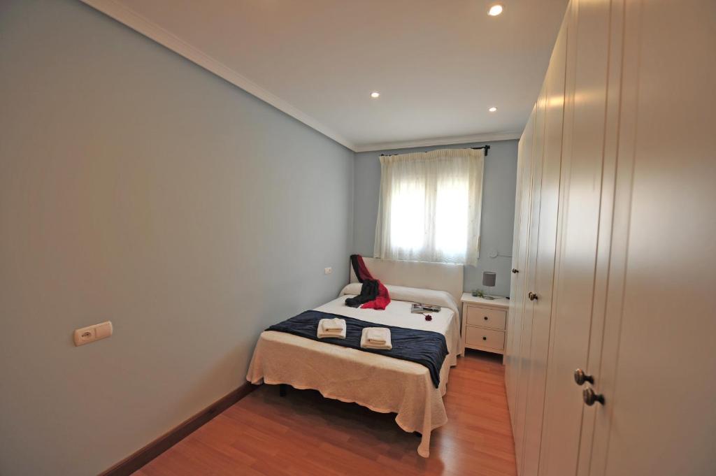 Posteľ alebo postele v izbe v ubytovaní Avenida Paseo 3 Rooms 2 baños