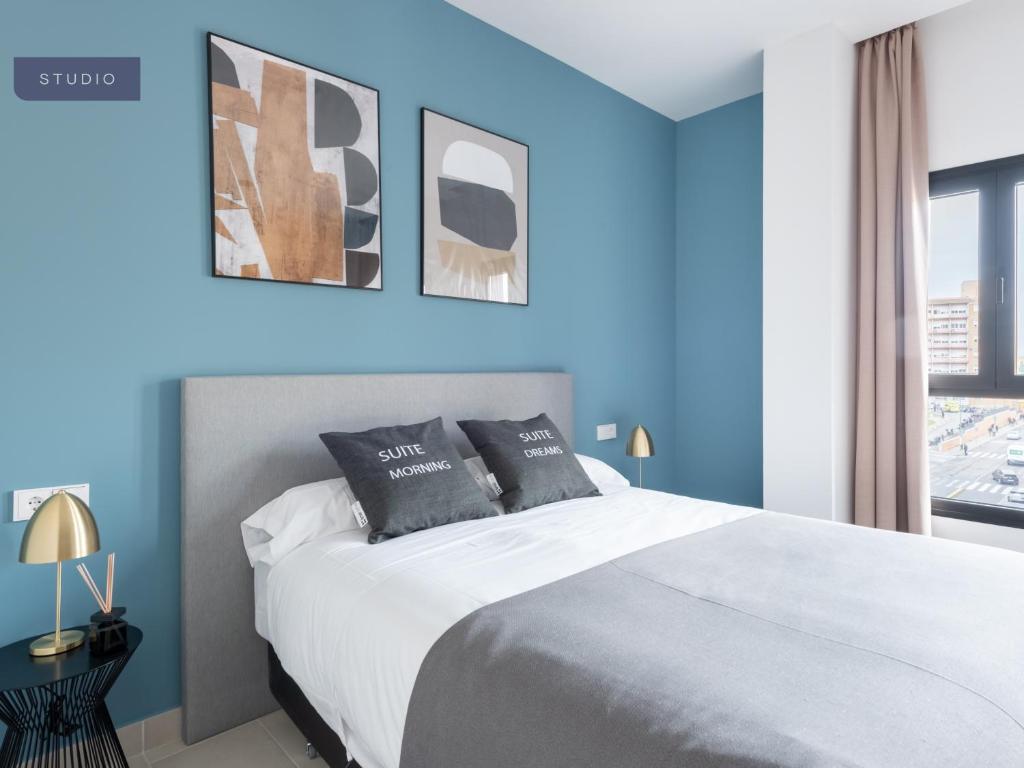 Limehome Sevilla Calle Torcuato Luca de Tena - Digital Access - Resim 39