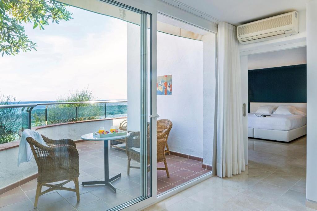 Hotel Costa Brava - Suite With Sea View