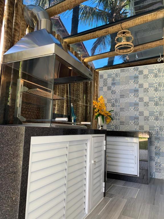  Casa alto padrão Pé na areia