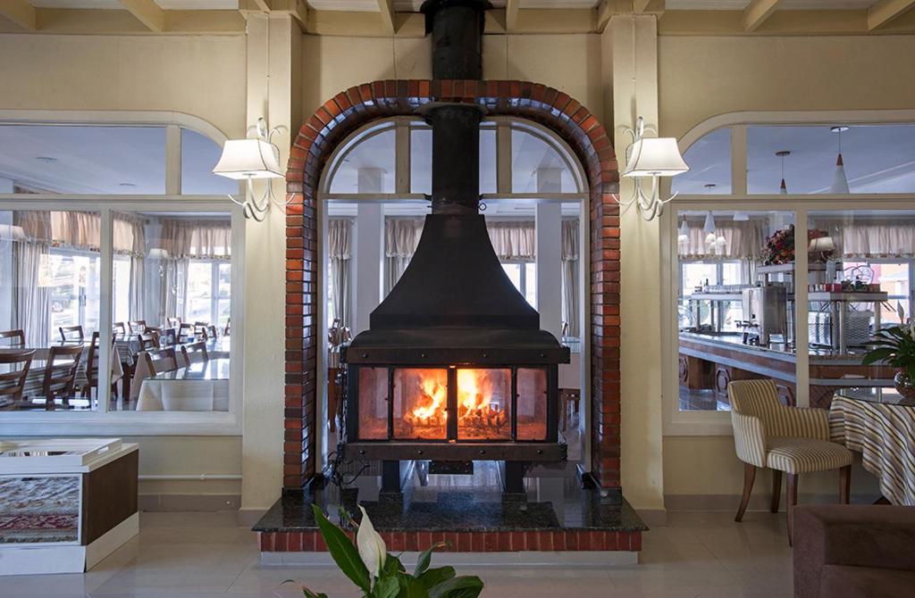 Hotel Galo Vermelho  Hotel Galo Vermelho