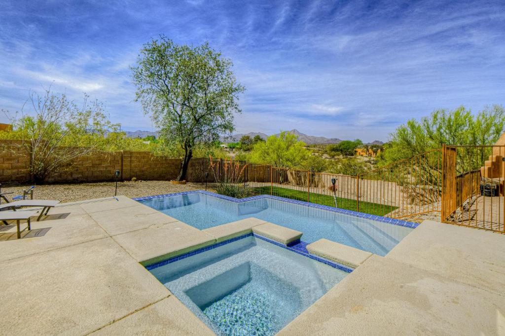Bazén v ubytování Desert Vistas nebo v jeho okolí