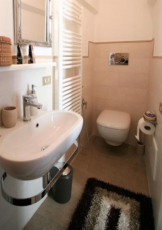 Koupelna v ubytování Chez Moi Charme B&B