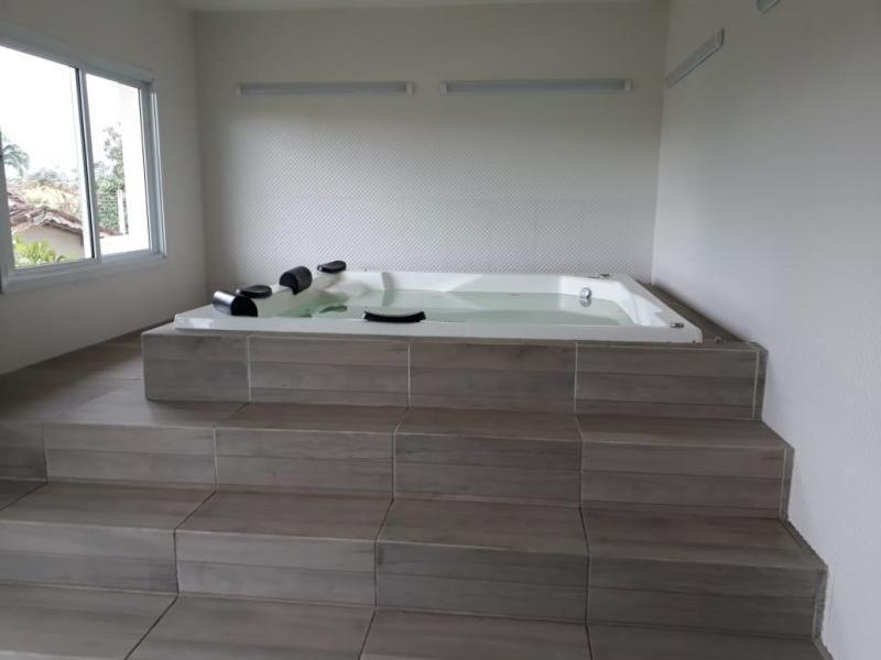  Apartamento de Alto Padrão em Bertioga
