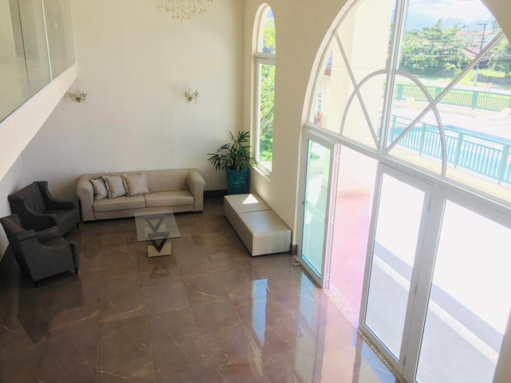  Apartamento de Alto Padrão em Bertioga