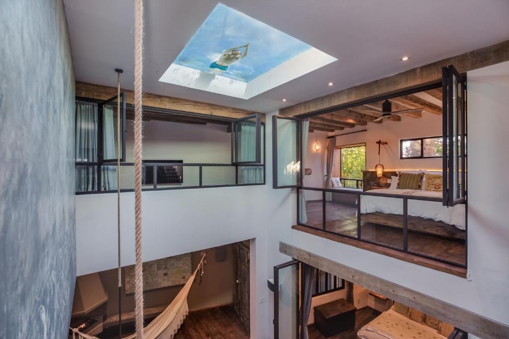 Casa Karina - Glass Bottom Pool