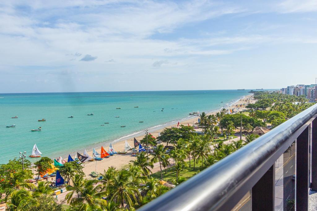  APARTAMENTO DE ALTO PADRÃO NA ORLA DE PAJUÇARA