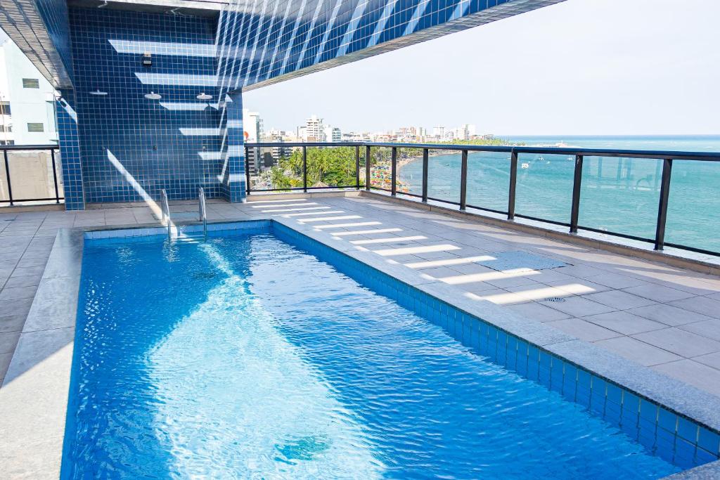  APARTAMENTO DE ALTO PADRÃO NA ORLA DE PAJUÇARA