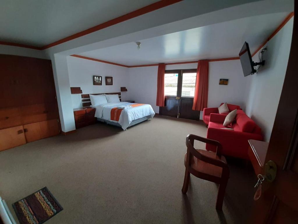 Explorer Deluxe Hotel