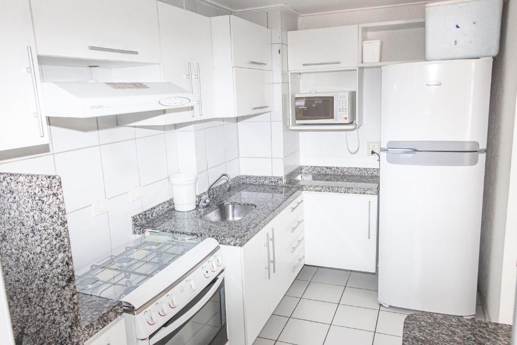  APARTAMENTO DE ALTO PADRÃO NA ORLA DE PAJUÇARA