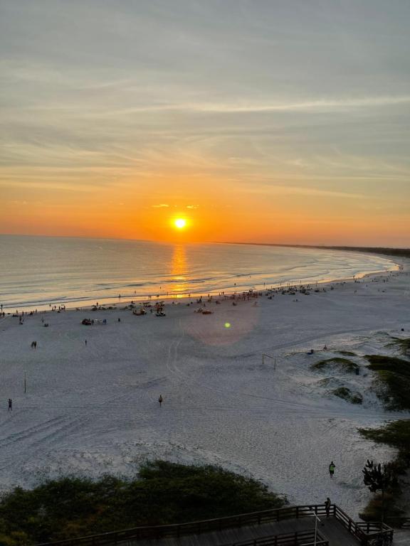  Luxuosa Cobertura com Piscina Praia Grande