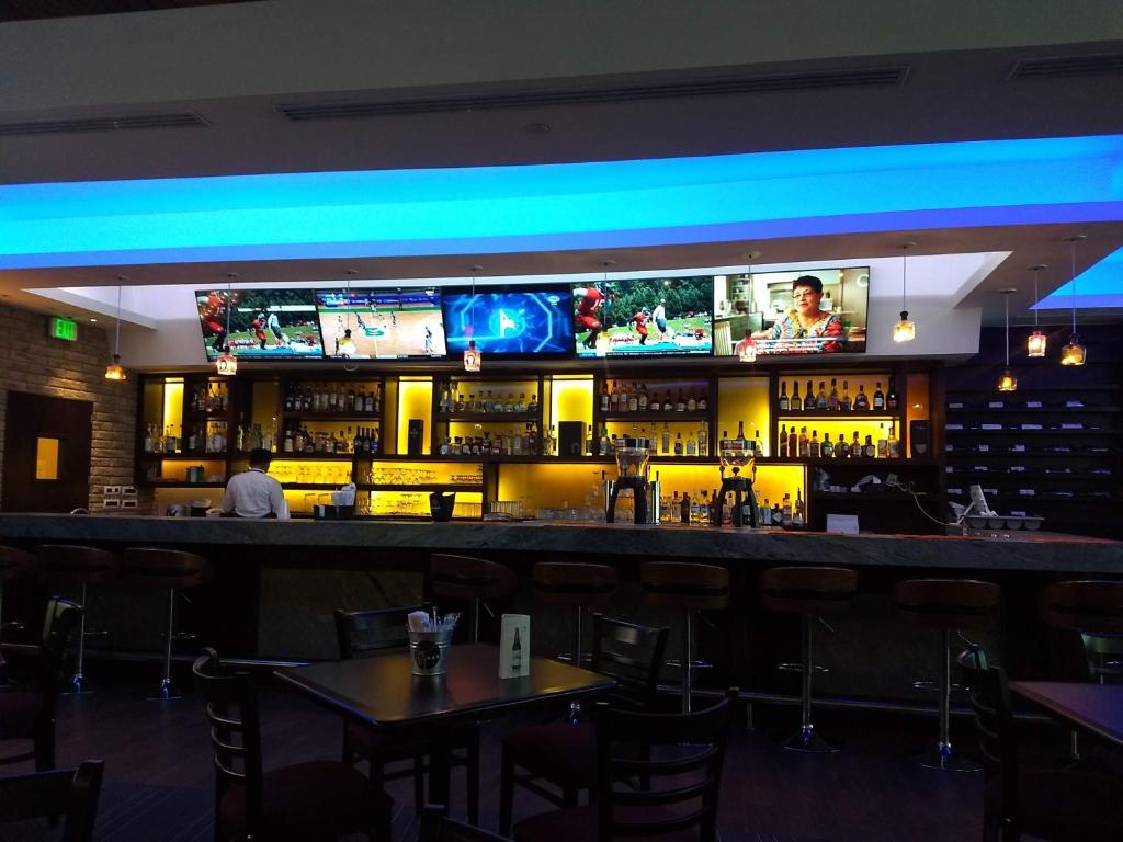 Lounge nebo bar v ubytování Crowne Plaza Leon by IHG
