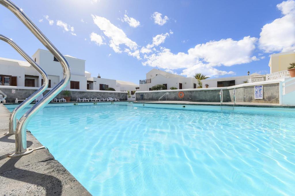 Swimmingpoolen hos eller tæt på Casa Marta