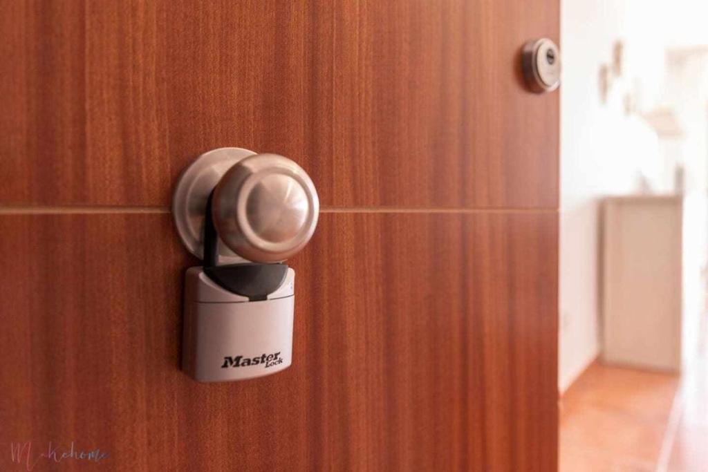 Zdjęcie z galerii obiektu Apartamento nuevo junto a la playa , vistas al mar w mieście Punta Umbría