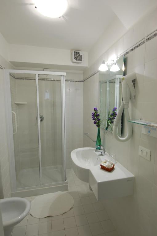 Santa Margherita Guest House - 11