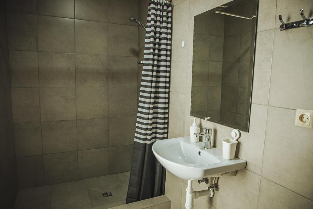 Koupelna v ubytování Alina Hotel & Hostel