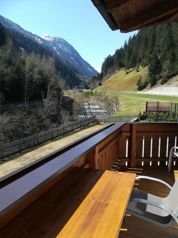 Výhľad na hory alebo výhľad na hory priamo z apartmánu