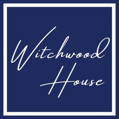 Certifikát, hodnocení, plakát nebo jiný dokument vystavený v ubytování Witchwood House