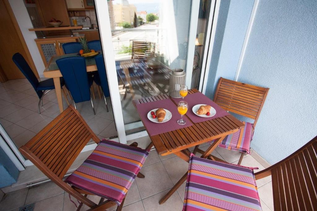 Exclusive Sea View Apartment