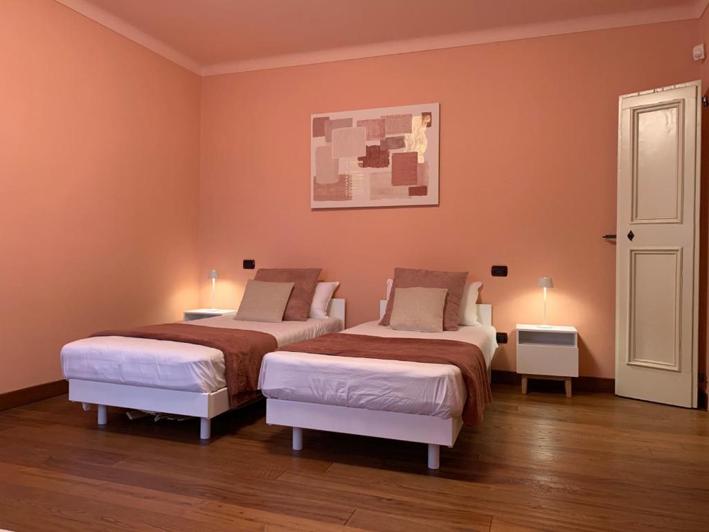 A bed or beds in a room at Borgo La Morra