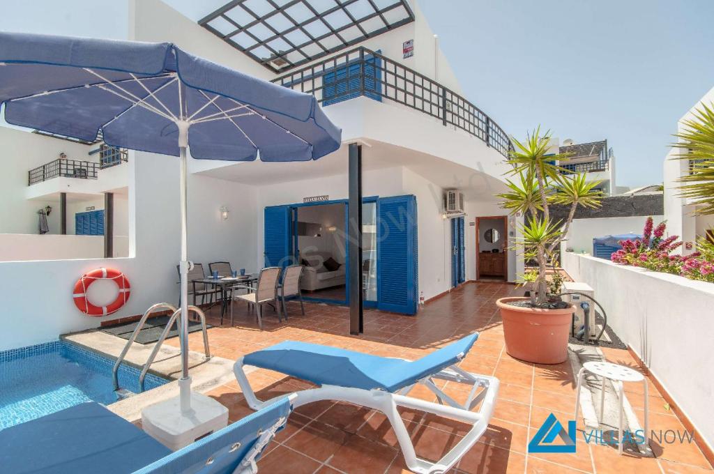 Balkón nebo terasa v ubytování 158 - Villa Elana Presented By Villas Now Ltd