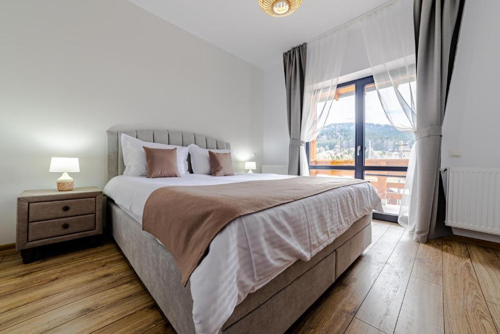 Yael Luxury Apartments 4 - Apartment With Mountain View
