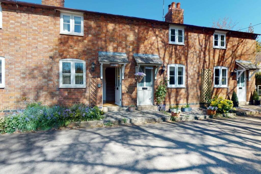 Picturesque cottage in Shakespeare country and Cotswolds