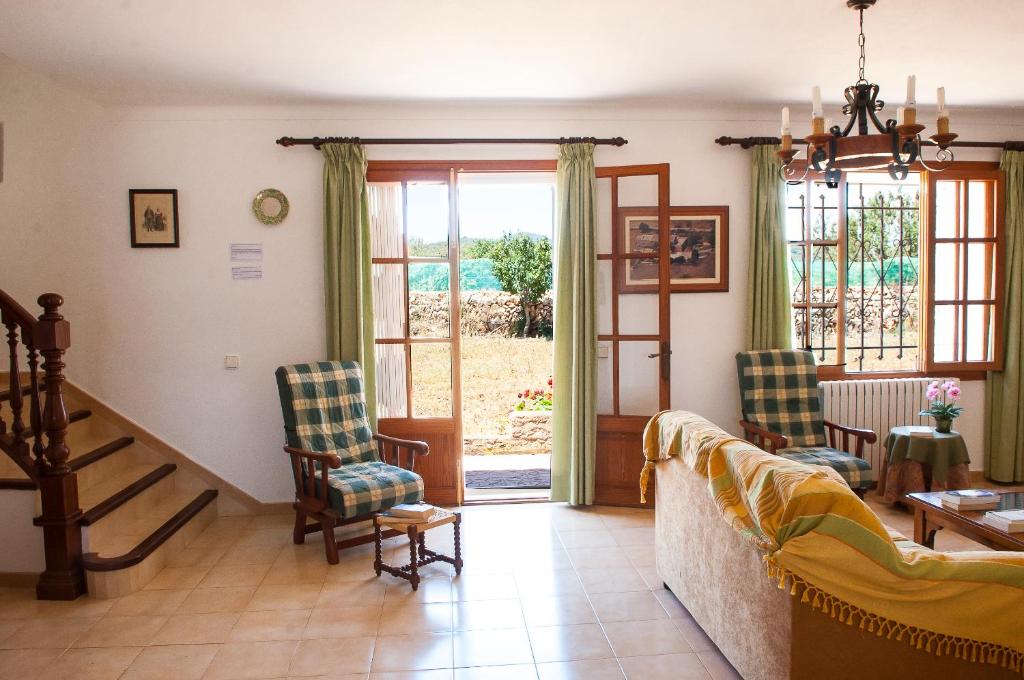 Posedenie v ubytovaní Finca Tanca Nova