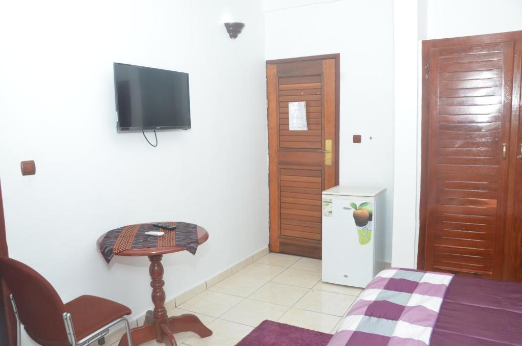 TV a/nebo společenská místnost v ubytování Hotel - Y