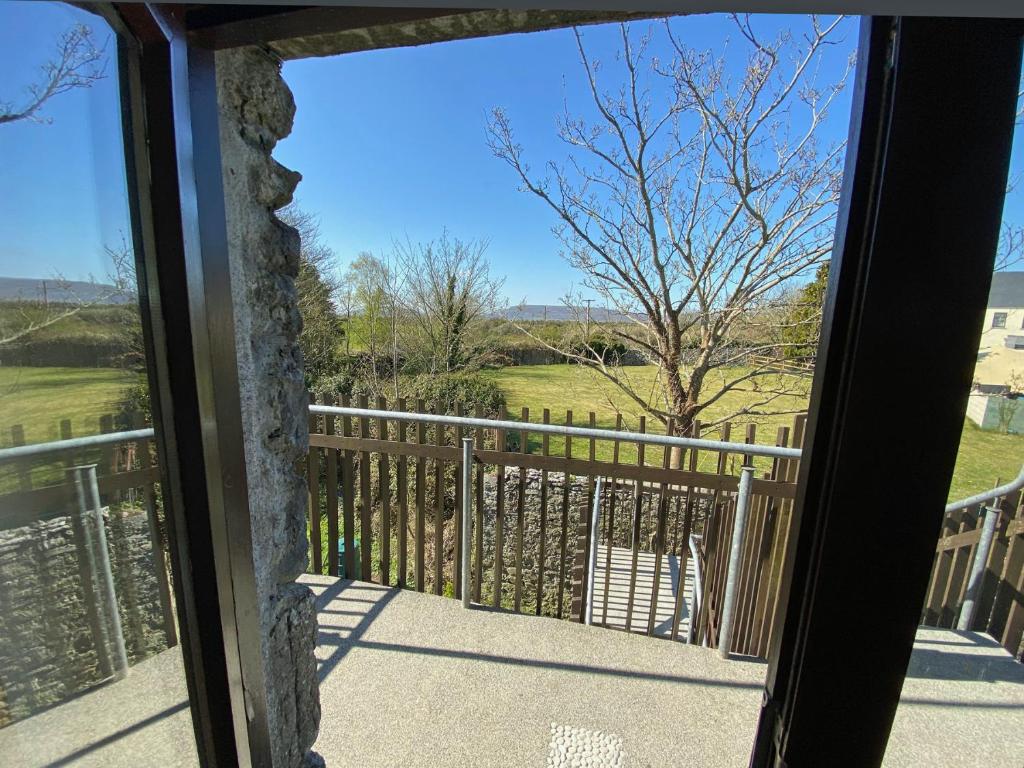 Balkón nebo terasa v ubytování Kinvara Suites No 1 First Floor by Trident Holiday Homes
